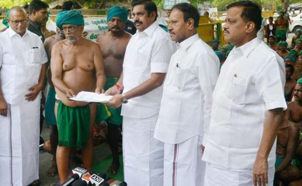 tamil-farmers-palaniswami-pti_650x400_61492959531.jpg